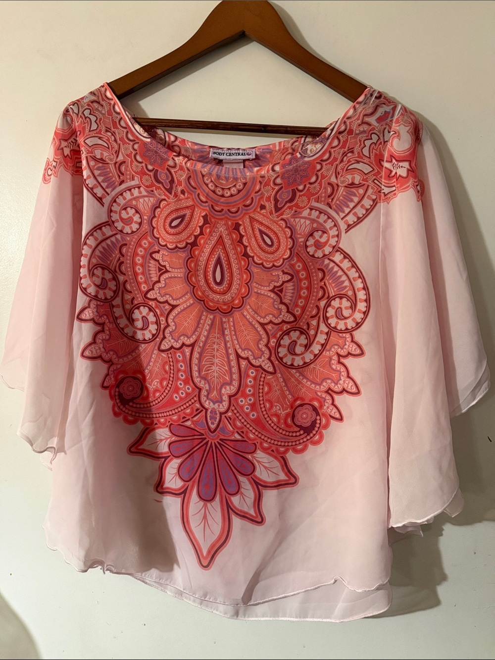 Body Central Pink Paisley Print Chiffon Tunic